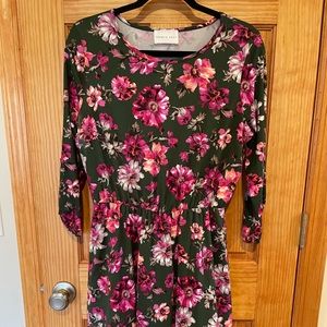 French Grey, size Xl, floral dress knee length